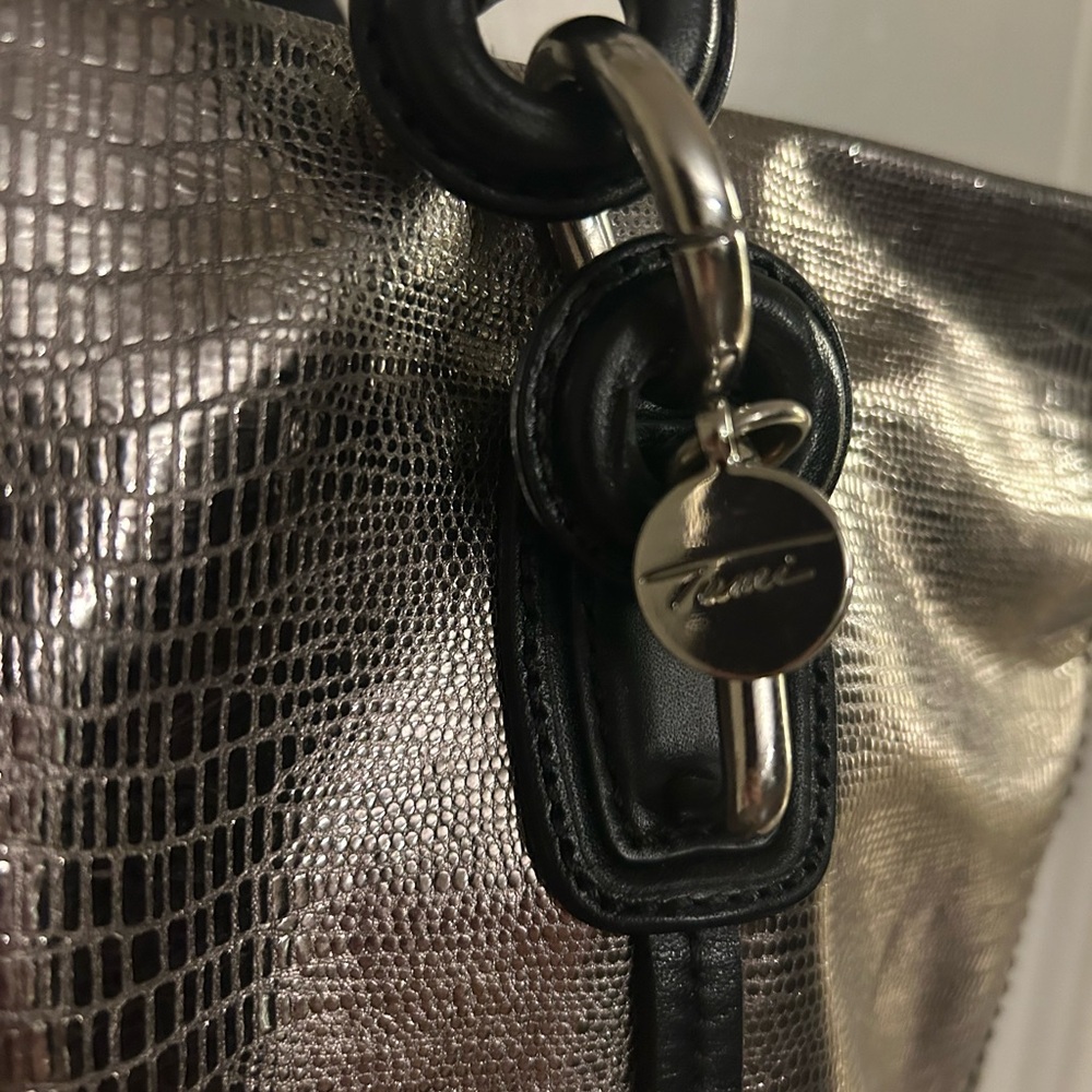 Tumi Traveler Glossy Faux Snakeskin Texture Grey Zip Tote with Leather Trim - Picture 5 of 9